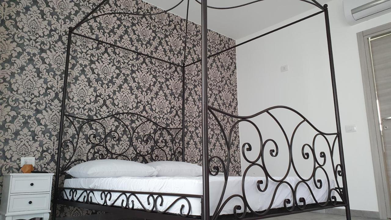 Hotel Fly Bed - Milano Malpensa Airport Cardano Al Campo Exterior foto
